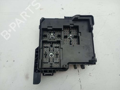 Fuse box INFINITI I30  | BP31614578E1  - Image 5