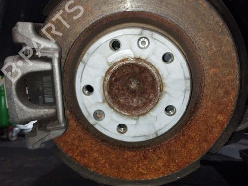 Used Right rear steering knuckle Right rear steering knuckle PEUGEOT 3008 II SUV (MC_, MR_, MJ_, M4_) [2016-2026] 20313280 20313280