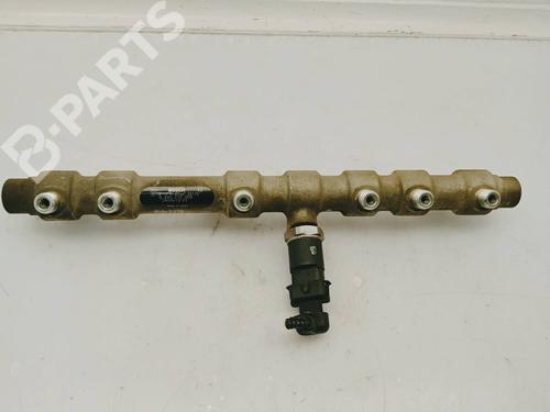 Used Injection rail ALFA ROMEO 156 (932_) 2.4 JTD (932A1B__) (140 hp) 11153478