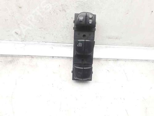 Used Left front window switch NISSAN JUKE (F15) 1.6 (117 hp) 4875162