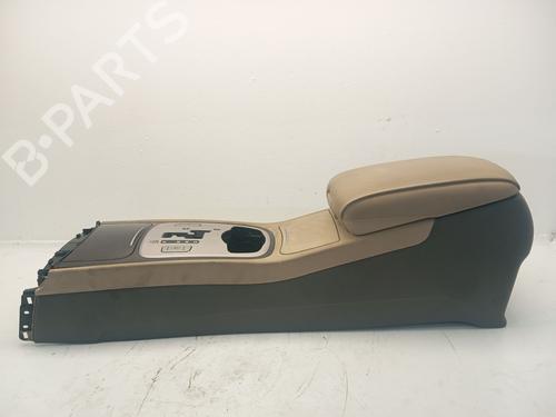 Used Armrest / Center console Armrest / Center console HYUNDAI GENESIS Coupe 3.8 (307 hp) 34632691 34632691