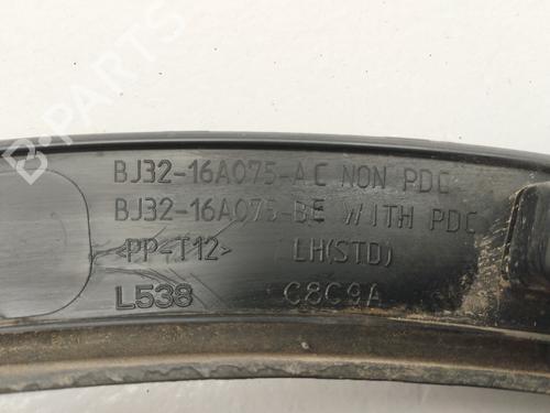 Front left wheel arch trim LAND ROVER RANGE ROVER EVOQUE (L551)  | BP25746834C134 