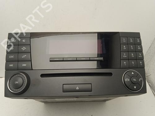 Used Radio MERCEDES-BENZ E-CLASS (W211) E 270 CDI (211.016) (177 hp) 4346676