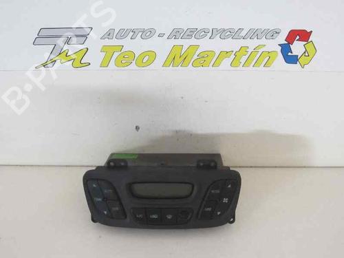 Used Climate control HYUNDAI SANTA FÉ I (SM) 2.4 16V (146 hp) 4296475