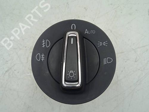 Used Headlight switch SEAT LEON (5F1) [2012-2021]  15615421