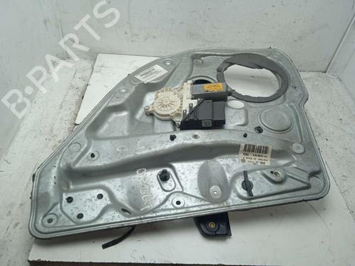 Used Rear right window mechanism VW BORA I (1J2) 1.6 (101 hp) 4326661