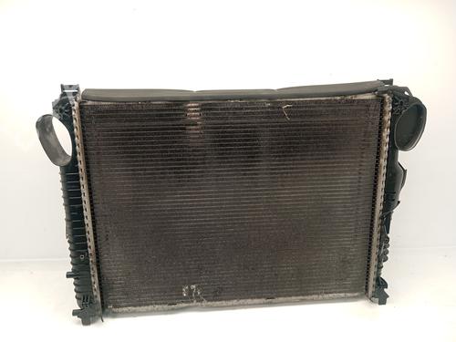 water-radiator-mercedes-benz-s-class-w220-v220-1998-1999-2000-2001-2002-2003-2004-2005-31616853 main image