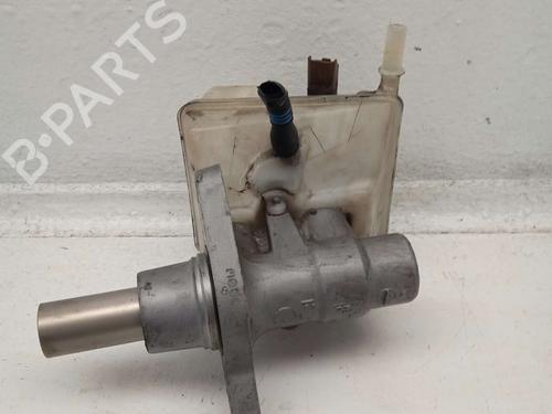 Used Brake master cylinder PEUGEOT 3008 I MPV (0U_) [2009-2017]  31618327