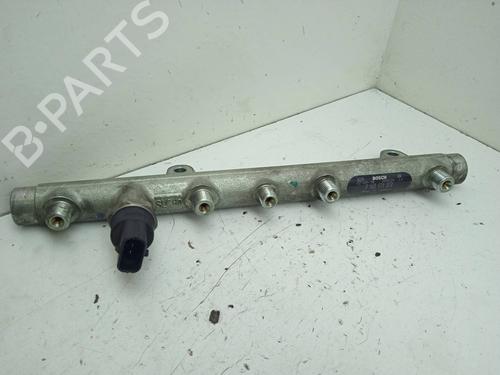 Used Injection rail RENAULT MEGANE I (BA0/1_) [1995-2004]  4303972