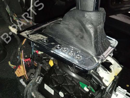 Used Gear lever VW PASSAT B6 Variant (3C5) 2.0 TDI 16V (140 hp) 16378560