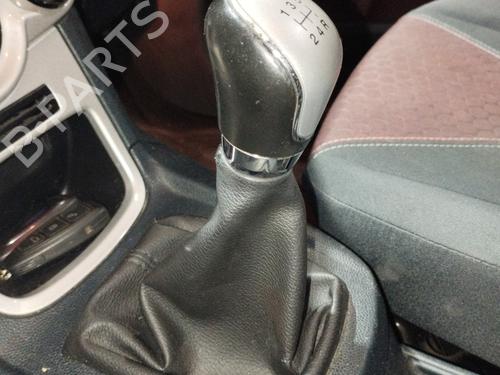 Used Gear lever FORD FIESTA VI (CB1, CCN) [2008-2026]  19902704