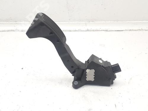 Pedal TOYOTA AURIS (_E18_) 1.8 Hybrid (ZWE186_, ZWE186R) (136 hp) 11150734