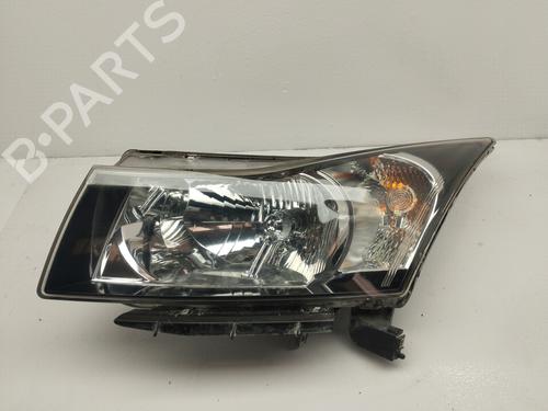 Used Left headlight CHEVROLET CRUZE (J300) [2009-2026]  23220902