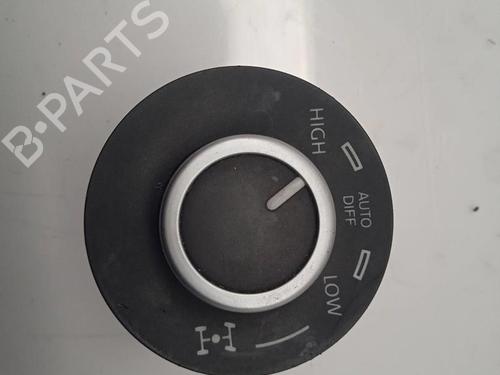 switch-vw-touareg-7la-7l6-7l7-7l6941435n-2002-2003-2004-2005-2006-2007-2008-2009-2010-2011-2012-2013-11157997 main image