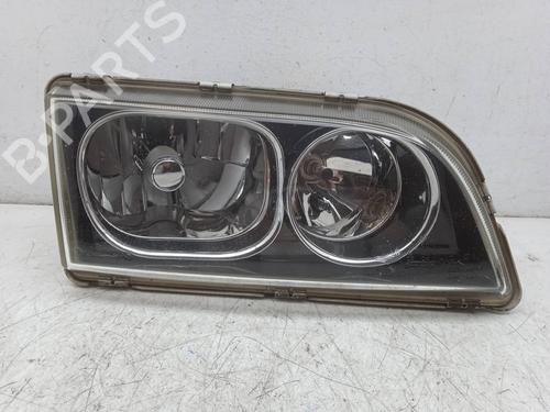 Used Right headlight Right headlight VOLVO S40 I (644) 1.6 (109 hp) 4317661 4317661