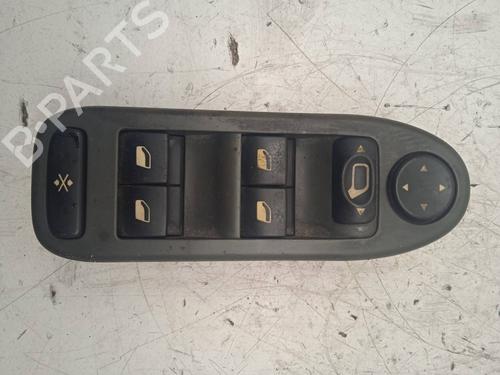 Used Left front window switch CITROËN C5 I (DC_) 2.0 HDi (DCRHZB, DCRHZE) (109 hp) 11156614