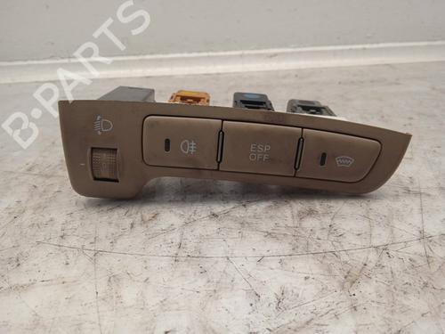 Used Switch KIA CARENS III MPV (UN) 2.0 CRDi 140 (140 hp) 11159545