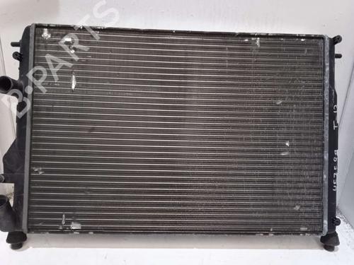 Used Water radiator DACIA LOGAN (LS_) 1.6 16V (LS09, LS0L, LS0M, LS0P, LS0V, LS18, LS1S, LS1V,... (105 hp) 4372316