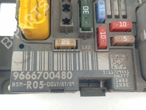 Fuse box CITROËN C4 I Saloon 1.6 HDi | BP37757723E1 - Image 3