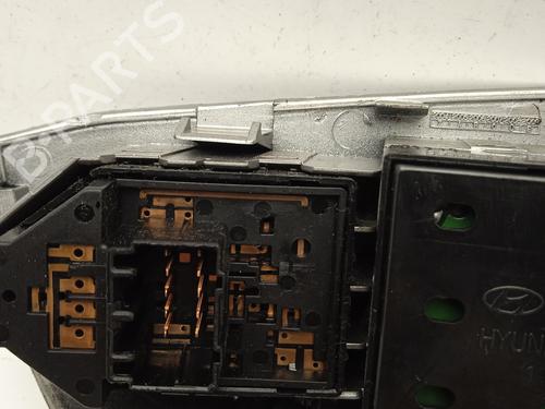 Left front window switch KIA SPORTAGE II (JE_, KM_) 2.0 CRDi | BP4355619I27 - Image 3