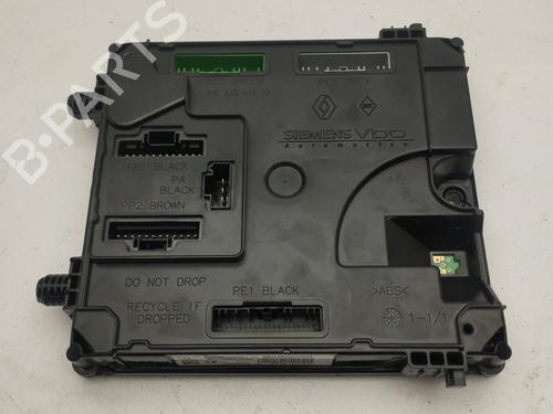 Used Electronic module RENAULT LAGUNA III (BT0/1) [2007-2015]  17592180