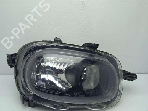 Used Right headlight CITROËN C3 III (SX) 1.2 VTi 82 (82 hp) 32522969