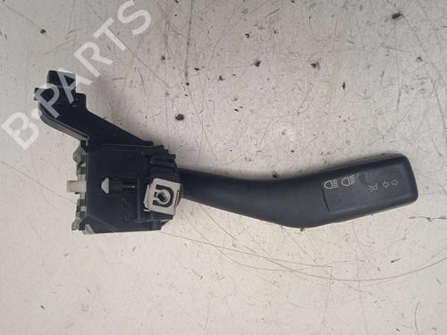 Used Headlight switch VW CADDY III Box Body/MPV (2KA, 2KH, 2CA, 2CH) 2.0 SDI (70 hp) 11157716