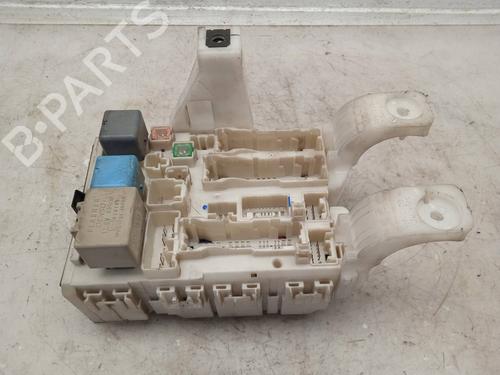 fuse-box-toyota-prius-liftback-_w2_-306180153-2003-2004-2005-2006-2007-2008-2009-2010-11163527 main image