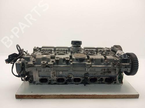 Used Cylinder head VOLVO V70 II (285) [1999-2008]  31615611