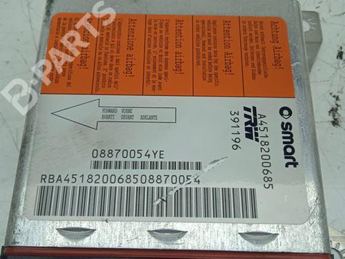 ecu-airbags-smart-fortwo-coupe-450-a4518200685-2004-2005-2006-2007-4337691 main image