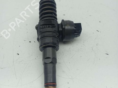 injector-vw-passat-b55-3b3-2000-2001-2002-2003-2004-2005-31615858 main image