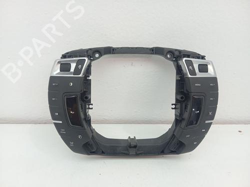 Used Steering wheel controls Steering wheel controls CITROËN C5 III (RD_) [2008-2017] 34215562 34215562