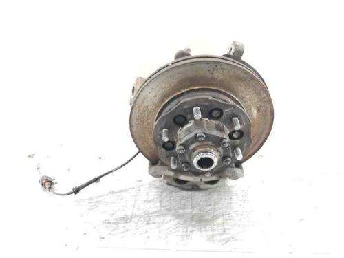 Used Left front steering knuckle NISSAN TERRANO II (R20) 2.7 TDi 4WD (125 hp) 4623579