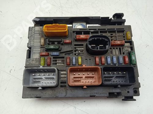 Used Fuse box Fuse box CITROËN C4 Coupe (LA_) [2004-2013] 11167794 11167794
