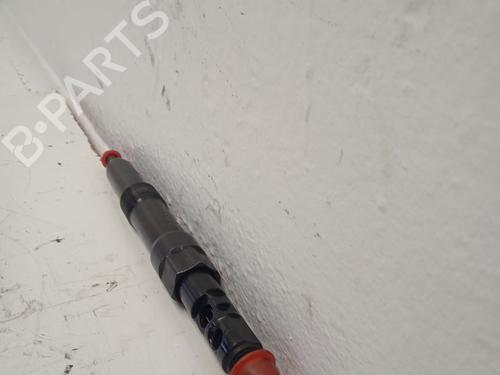 Injector FORD MONDEO III Saloon (B4Y) 2.0 16V TDDi / TDCi | BP31831538M100