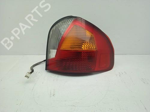 Used Right taillight HYUNDAI SANTA FÉ I (SM) 2.0 CRDi (113 hp) 16933203