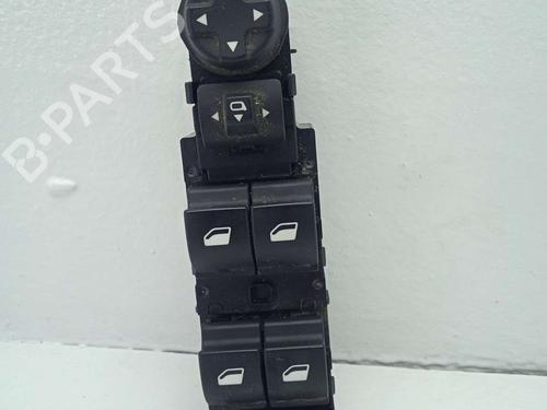Used Left front window switch CITROËN C3 AIRCROSS II (2R_, 2C_) [2017-2026]  31620889