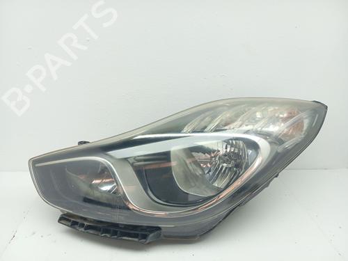 Used Left headlight Left headlight HYUNDAI ix20 (JC) 1.6 CRDI (116 hp) 35723027 35723027