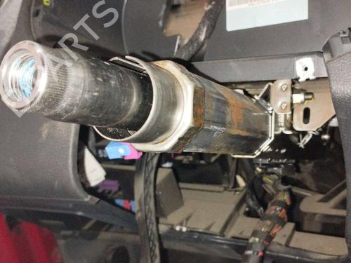 Used Steering column Steering column 17866635 17866635