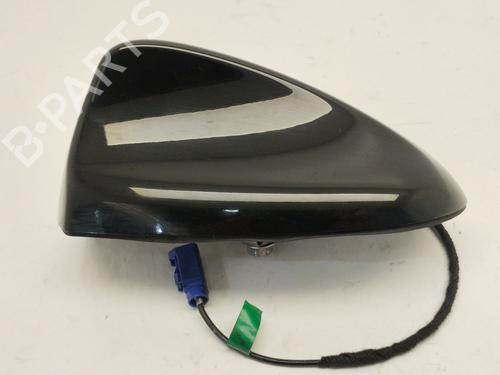 Used Antenna/Base Antenna/Base ALFA ROMEO GIULIA (952_) 2.2 D (952ALA25, 952AFM25, 952APA2) (190 hp) 40012461 40012461
