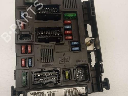 Used Fuse box CITROËN XSARA PICASSO (N68) 2.0 HDi (90 hp) 32206523