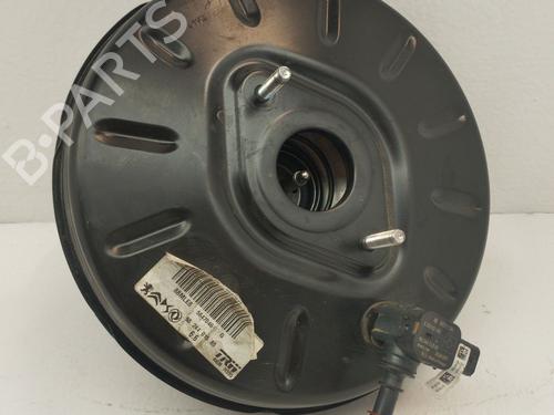 Used Servo brake Servo brake PEUGEOT 208 II (UB_, UP_, UW_, UJ_) 1.2 PureTech 100 (101 hp) 34137251 34137251