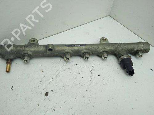 Used Injection rail RENAULT SCÉNIC II (JM0/1_) 1.9 dCi (JM0G, JM12, JM1G, JM2C) (120 hp) 4325822