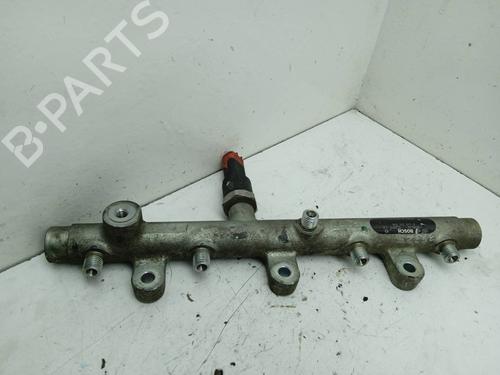 Used Injection rail Injection rail 4305605 4305605
