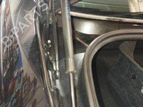 Used Tailgate lift support BMW 3 (E90) 318 d (122 hp) 20491691