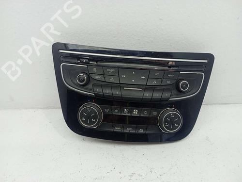 Used Climate control PEUGEOT 508 I (8D_) 2.0 HDi (140 hp) 31618183