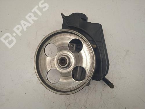 Used Steering pump PEUGEOT 206+ (2L_, 2M_) 1.1 (60 hp) 11154996