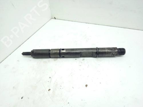 Used Injector AUDI A4 B5 Avant (8D5) 2.5 TDI quattro (150 hp) 11153974