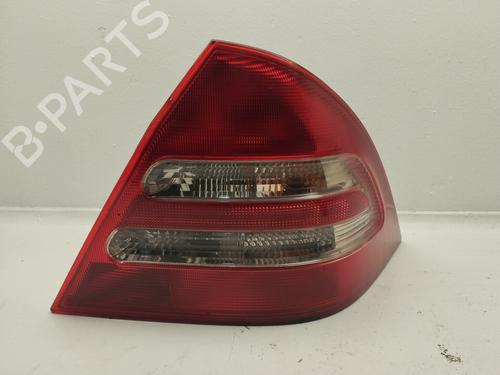 Used Right taillight MERCEDES-BENZ C-CLASS (W203) C 180 (203.035) (129 hp) 21560748