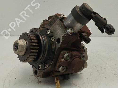 Used Injection pump RENAULT TRAFIC II Bus (JL) [2001-2026]  17648033